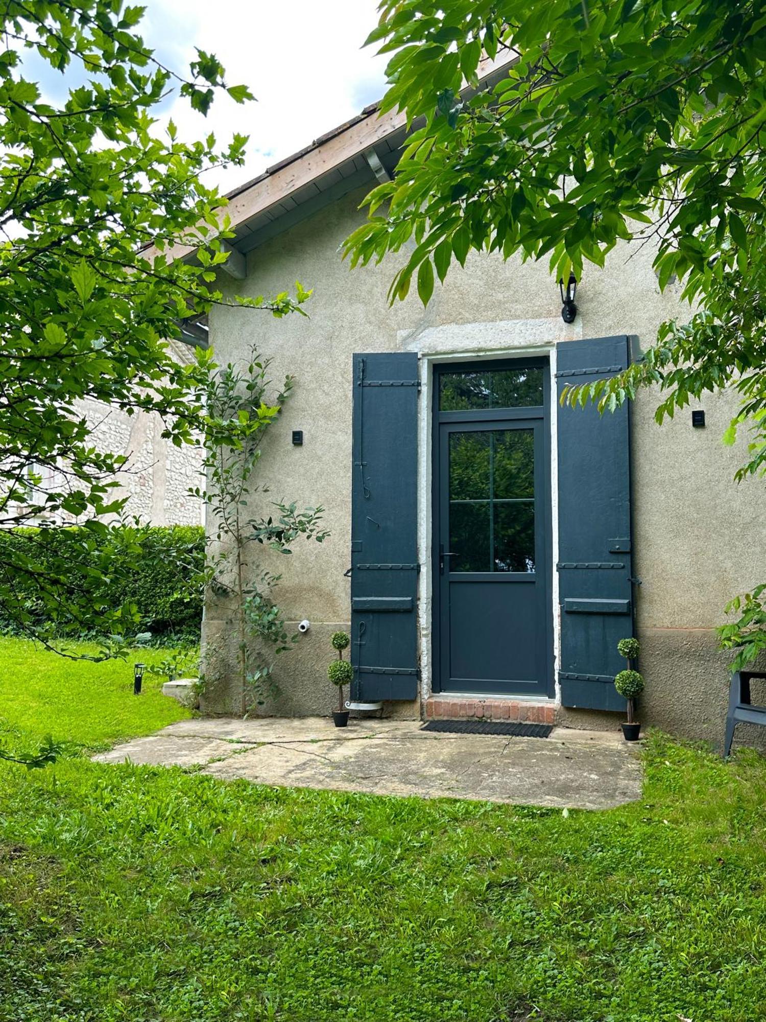 La Maison De Romance D'Hauterive วีเนิฟ-โซร์-ล็อต ภายนอก รูปภาพ